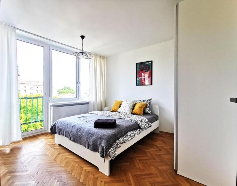 Wroc'Love Haukego Bosaka Check-In 24H Вроцлав Екстериор снимка