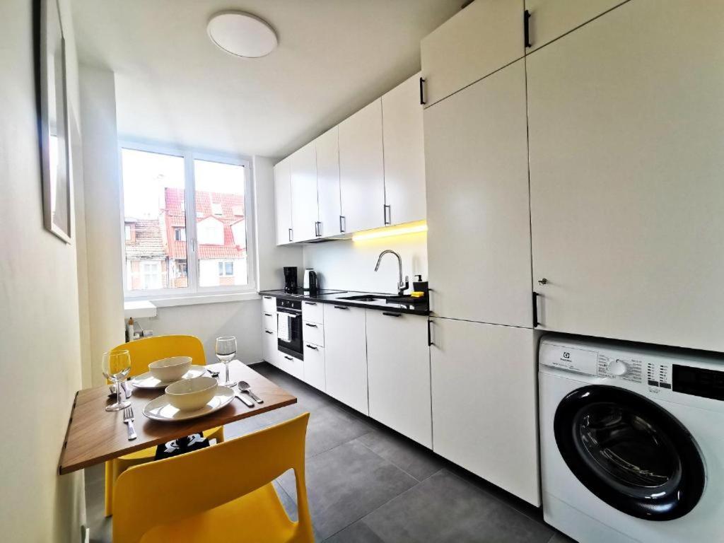 Wroc'Love Haukego Bosaka Check-In 24H Вроцлав Екстериор снимка