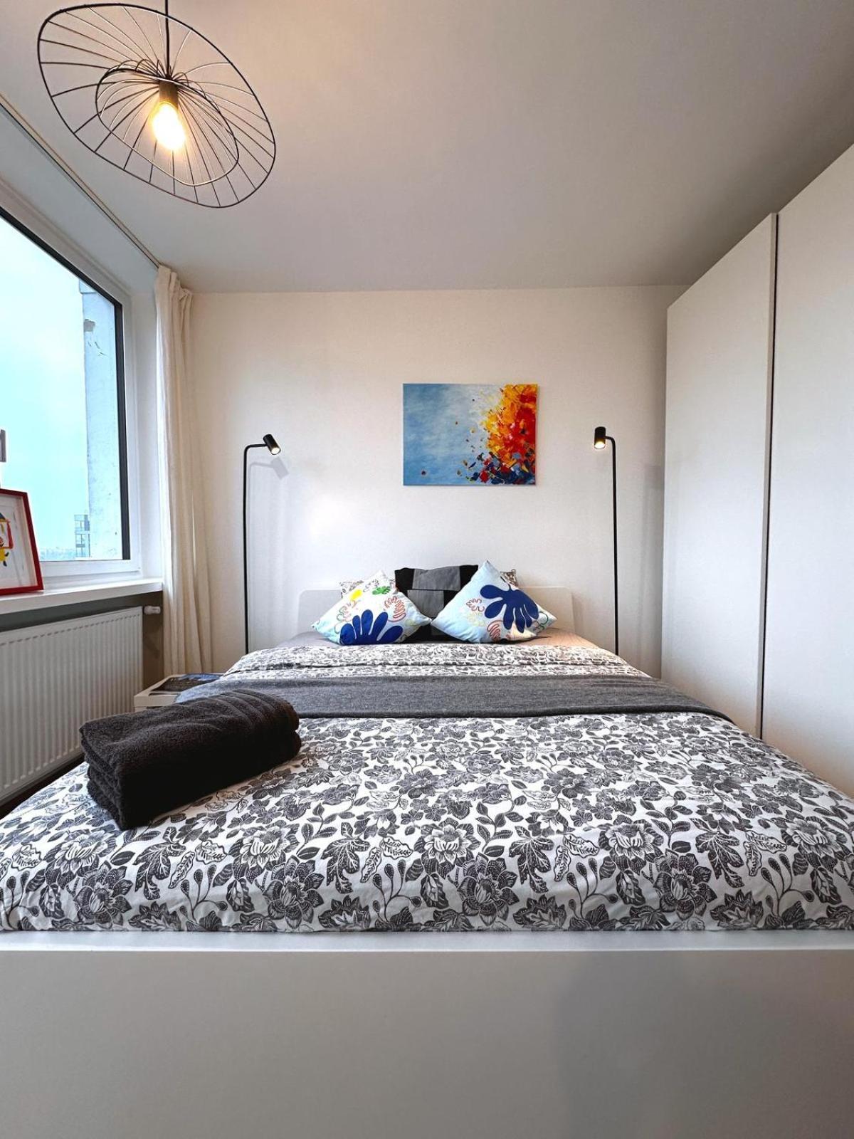 Wroc'Love Haukego Bosaka Check-In 24H Вроцлав Екстериор снимка